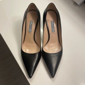 Prada Saffiano Pumps